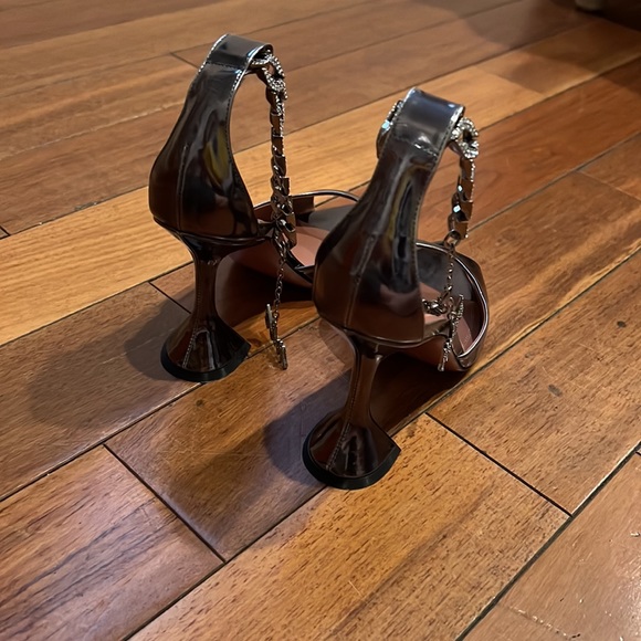 AMINA MUADDI AWGE METALLIC HEELS - Picture 2 of 5